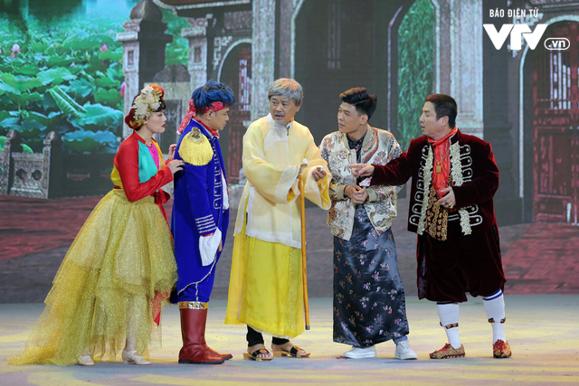 Gặp nhau cuối năm 2020: 'Ngọc Hoàng' Quốc Khánh hóa Lão Hạc, 'Nam Tào' Xuân Bắc thành Xuân Tóc Đỏ - 4