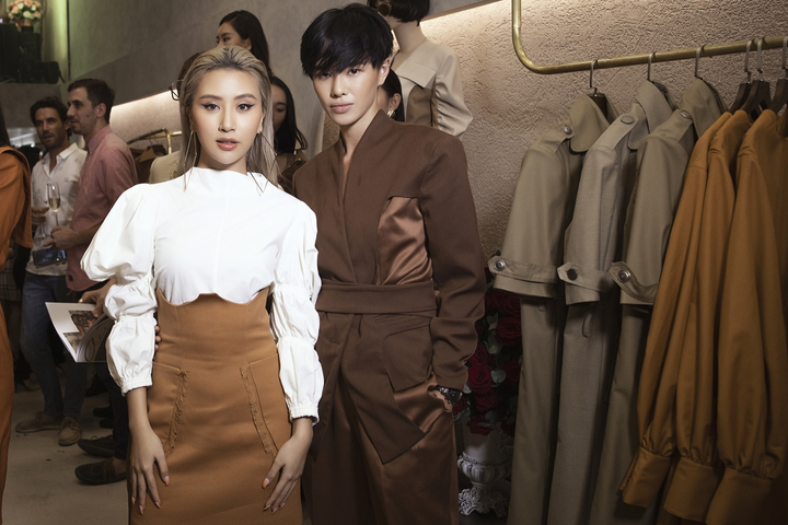 Diva Hồng Nhung và Hà Trần diện váy gợi cảm, đọ nhan sắc không tuổi - 7