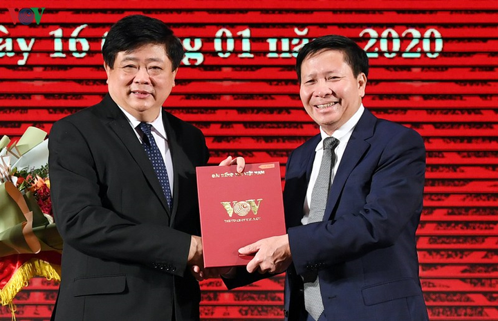 Trao quyết định của Thủ tướng bổ nhiệm 2 Phó Tổng Giám đốc VOV - 4