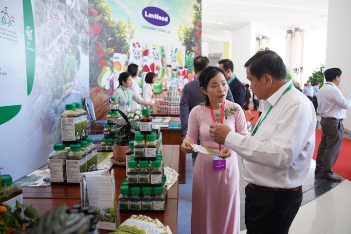 Xây dựng Trà Vinh thành làng khoa học, khởi nghiệp xanh chống biến đổi khí hậu - 3