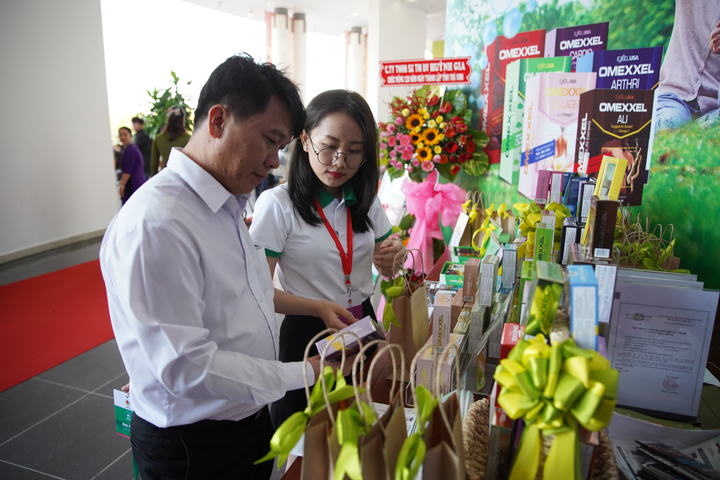 Xây dựng Trà Vinh thành làng khoa học, khởi nghiệp xanh chống biến đổi khí hậu - 4