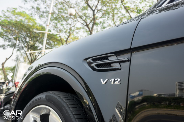 Bentley Bentayga sang chảnh với bodykit sợi carbon - 9