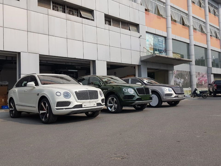 Bentley Bentayga sang chảnh với bodykit sợi carbon - 1