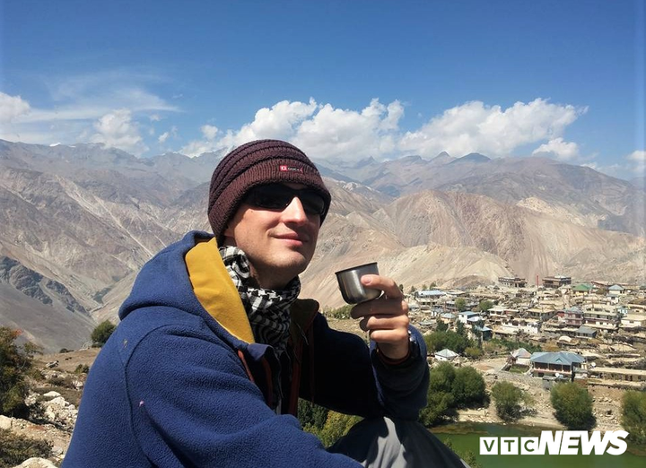 Chuyện tình của chàng trai Nga và cô gái Việt trên hành trình khám phá châu Á - 2