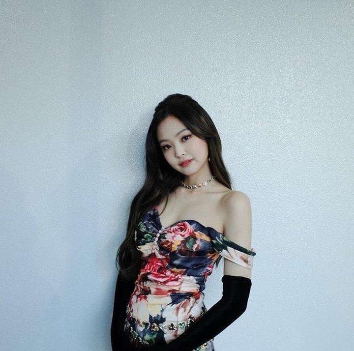 Hoa hậu Trương Tử Lâm, Marian Rivera và những mỹ nhân châu Á tuổi Tý gây sốt mạng xã hội - 16