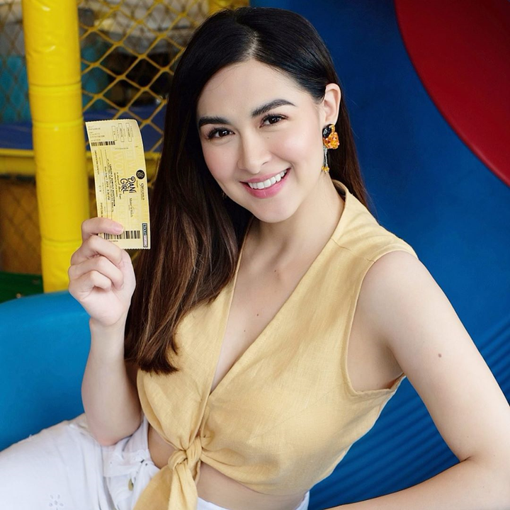Hoa hậu Trương Tử Lâm, Marian Rivera và những mỹ nhân châu Á tuổi Tý gây sốt mạng xã hội - 8
