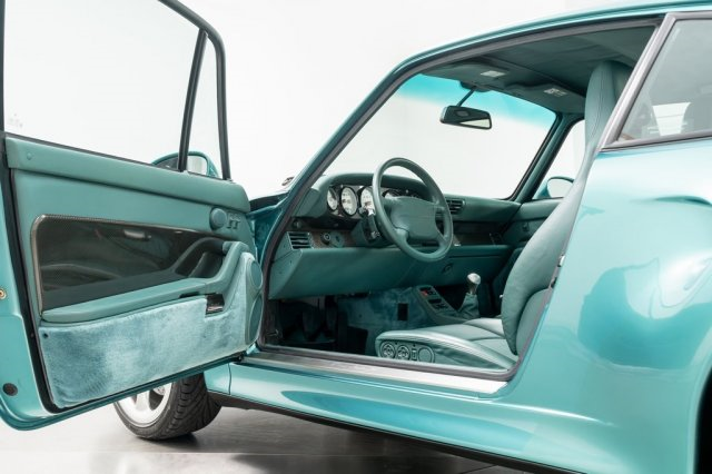 Porsche 993 Turbo S đời 1997 độc nhất được rao bán gần 1 triệu USD - 6