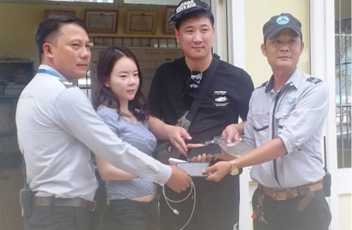  Những chuyện ấm lòng của du khách Tây, ta về 'Đà Nẵng đáng sống' - 3