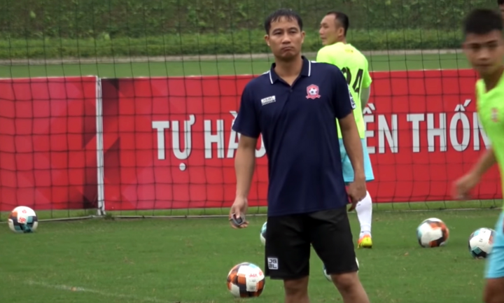 Quốc Vượng tiết lộ lý do trở lại với bóng đá chuyên nghiệp - 2