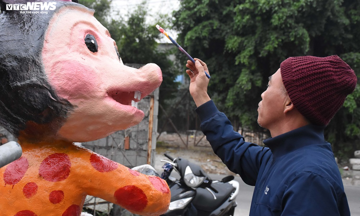 Độc đáo 'gia đình chuột' khổng lồ nắm tay nhau dạo phố Hải Phòng - 9