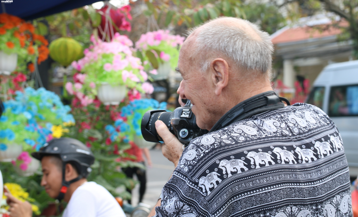 Trăm hoa khoe sắc Xuân giữa lòng phố cổ Hội An - 10