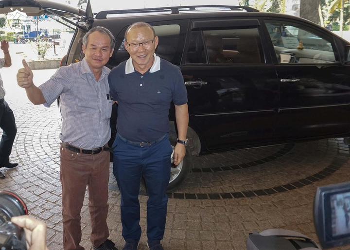 Bầu Đức: 'Tôi đã hết lòng với ông Park và bóng đá Việt Nam!' - 1