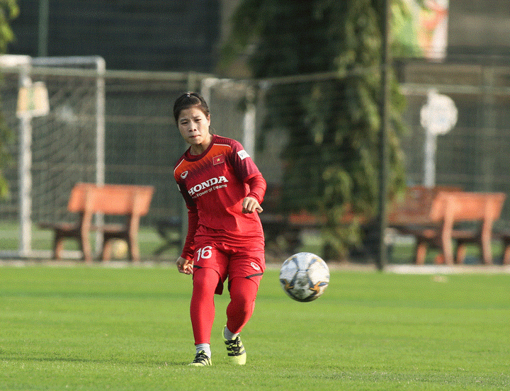 Đội trưởng Huỳnh Như: 'Tuyển nữ Việt Nam có tinh thần tốt, hy vọng vượt vòng loại Olympic' - 2