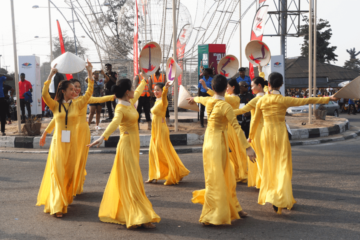 Chuyện chưa biết phía sau chuyến quảng bá văn hóa Việt tại châu Phi - 3