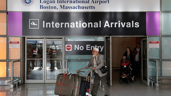 Nhà Trắng dự kiến thêm 7 nước vào danh sách cấm nhập cảnh - 1