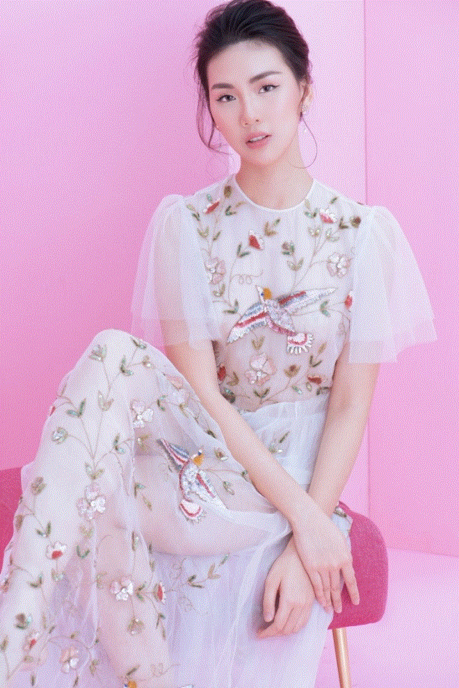 Bị hỏi chuyện tình cảm, thu nhập trong ngày Tết, siêu mẫu Quỳnh Hoa trả lời thế nào? - 3