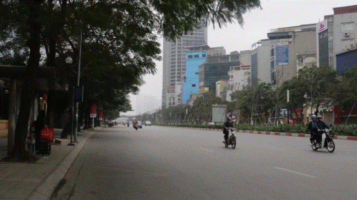 Bến xe, phố phường Hà Nội thông thoáng sáng 29 Tết - 4