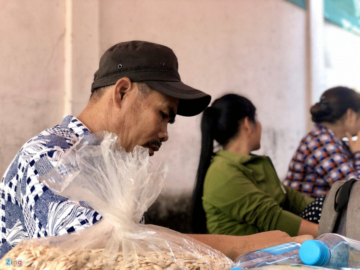 3 đứa trẻ mồ côi sau đêm hoả hoạn làm 5 người chết - 2