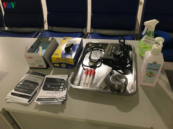 TP.HCM kiểm soát chặt hành khách từ Vũ Hán đến sân bay Tân Sơn Nhất - 2