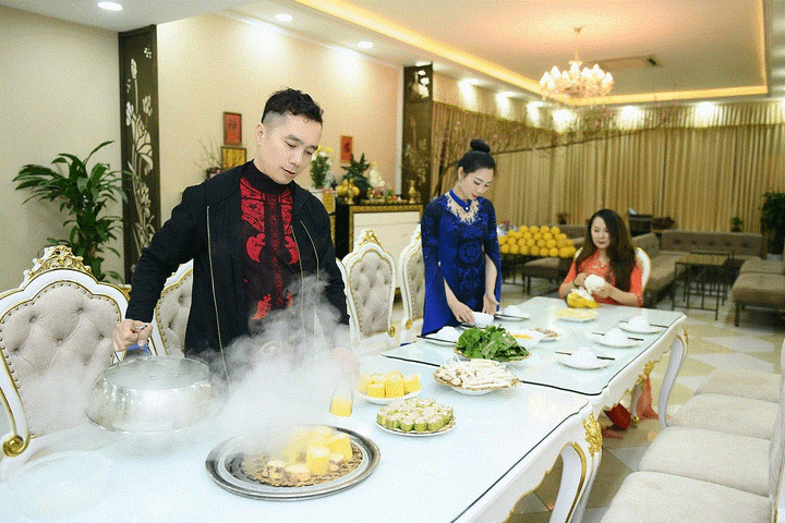 Khép lại năm cũ, nhà thiết kế Đỗ Trịnh Hoài Nam tiết lộ điều hạnh phúc nhất của bản thân - 3