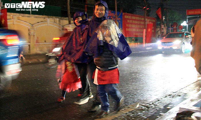 Những hình ảnh ấn tượng trong đêm giao thừa mừng năm mới Canh Tý 2020 - 17