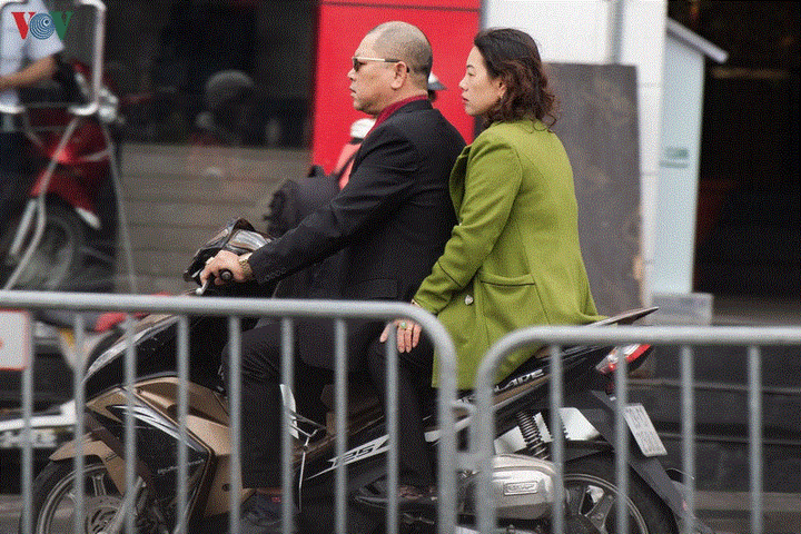 Những hình ảnh xấu xí trong sáng mùng 1 Tết - 12