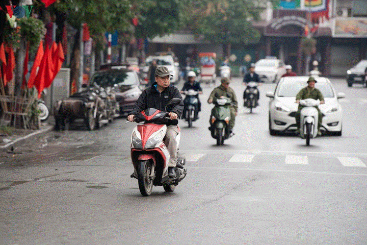 Những hình ảnh xấu xí trong sáng mùng 1 Tết - 10