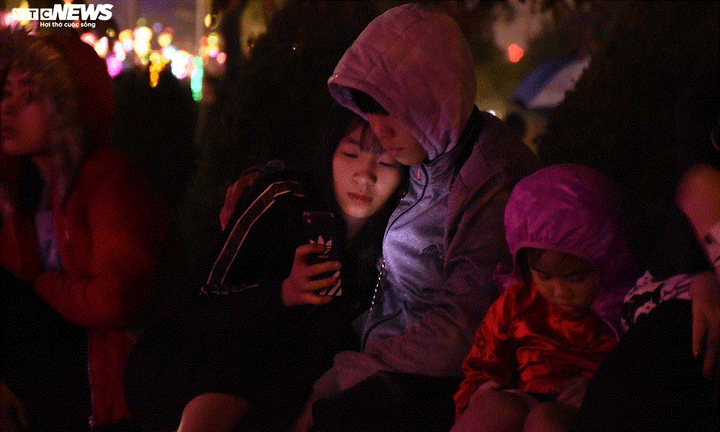 Những hình ảnh ấn tượng trong đêm giao thừa mừng năm mới Canh Tý 2020 - 6