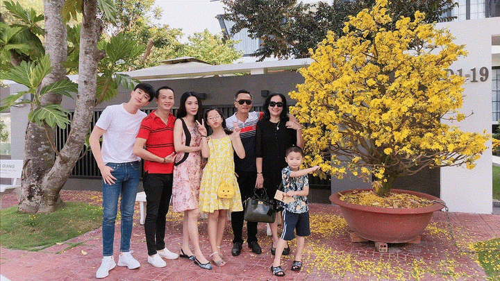 Mùng Một Tết: Tăng Thanh Hà - Đông Nhi tình tứ bên chồng, sao Việt quây quần bên gia đình - 9