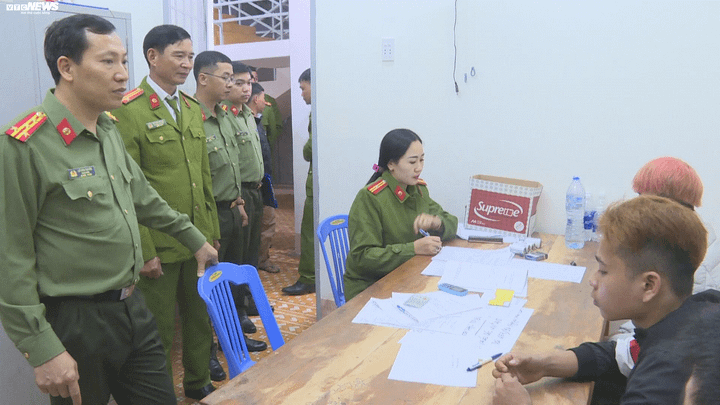 Công an Đắk Lắk xử lý 208 vụ đốt pháo lậu dịp Tết Nguyên đán - 1