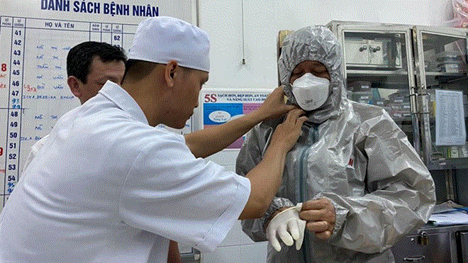 Thanh Hóa cách ly, điều trị người nghi bị viêm phổi lạ - 1