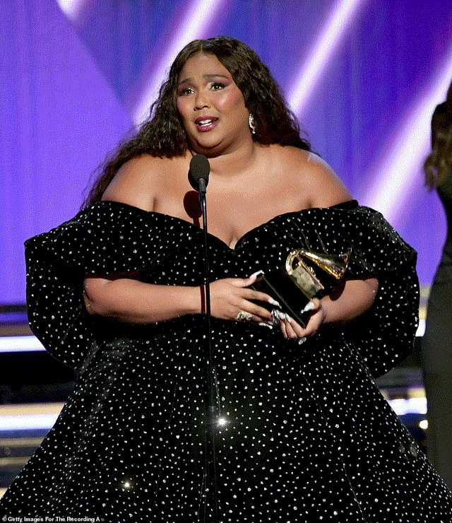 Billie Eilish thắng lớn tại lễ trao giải Grammy 2020 - 2