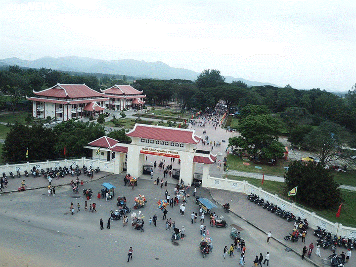 Hàng nghìn người đổ về Bảo tàng Quang Trung kỷ niệm Chiến thắng Ngọc Hồi - Đống Đa - 16