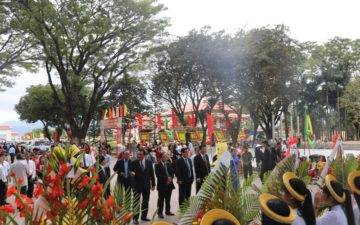 Hàng nghìn người đổ về Bảo tàng Quang Trung kỷ niệm Chiến thắng Ngọc Hồi - Đống Đa - 3