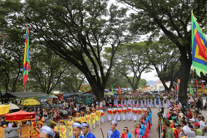 Hàng nghìn người đổ về Bảo tàng Quang Trung kỷ niệm Chiến thắng Ngọc Hồi - Đống Đa - 4