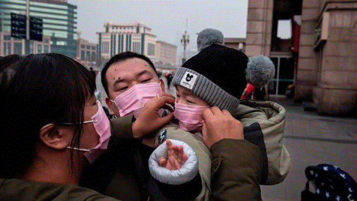 Virus corona hoành hành, bệnh nhân nhỏ nhất mới 9 tháng tuổi - 1