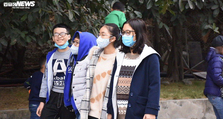 Khu di tích 'ba không' thu hút hàng nghìn du khách đến chiêm bái ngày đầu năm - 16