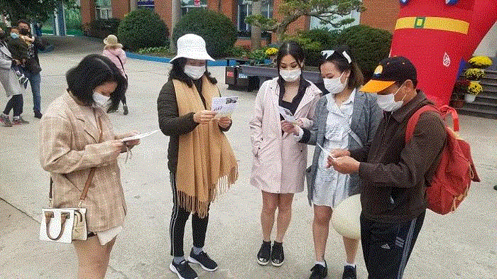 Đeo khẩu trang đúng cách để phòng ngừa virus corona thế nào? - 1