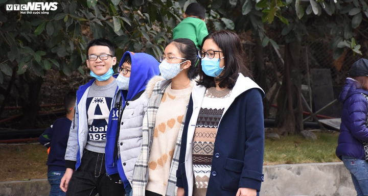 Thượng tọa Thích Đức Thiện: Đeo khẩu trang đi lễ chùa không ảnh hưởng tâm linh - 2