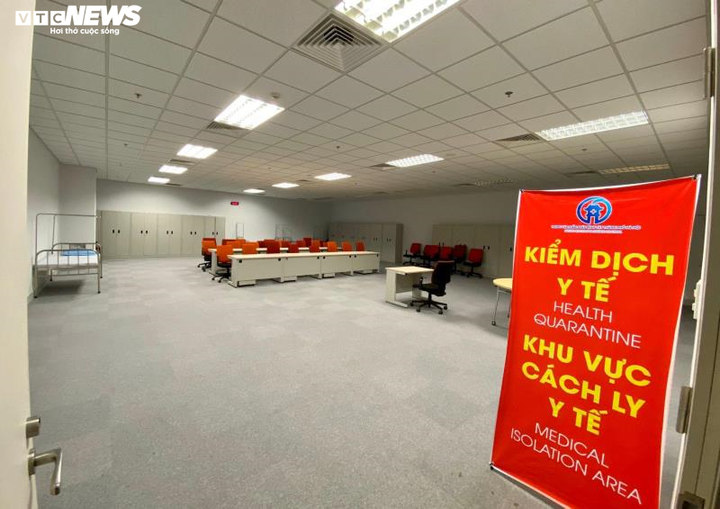 Cận cảnh khu kiểm soát, cách ly phòng chống virus corona tại sân bay Nội Bài - 3