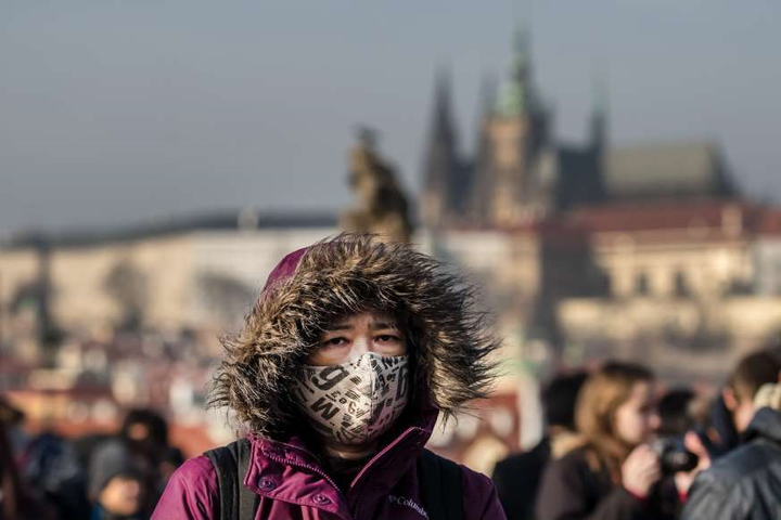 Nga công bố 3 loại thuốc có thể điều trị virus corona - 1