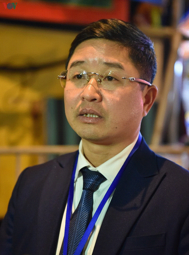 Cầu an đầu năm: Dân không ngồi lòng đường, đeo khẩu trang phòng corona - 16