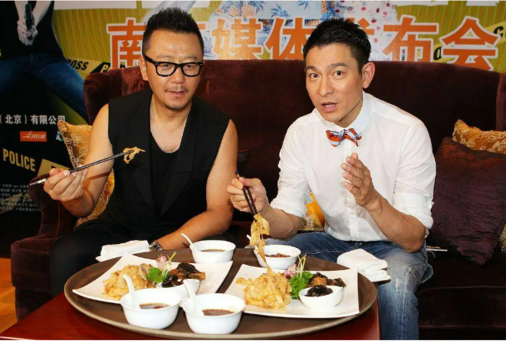 Cách ăn uống giúp Lưu Đức Hoa trẻ trung ở tuổi 62