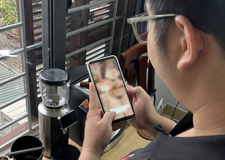 Dùng Tiktok phải định danh, livestream khoe thân và lừa đảo vẫn hoành hành