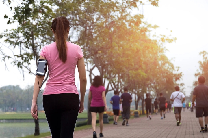 Đi bộ 10.000 bước mỗi ngày có giúp giảm cân?