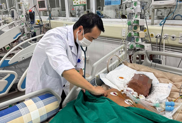 Chuyện về những bác sĩ "xé" quy trình cứu người nguy kịch