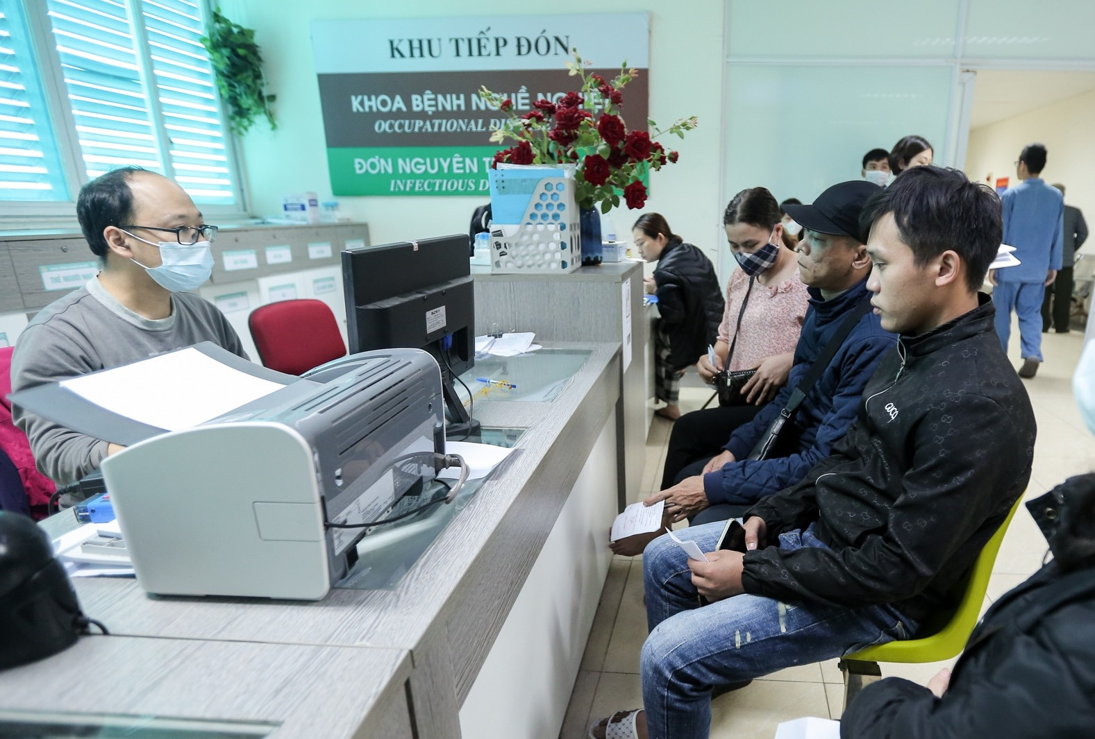 Điều chỉnh giá 10.000 dịch vụ y tế