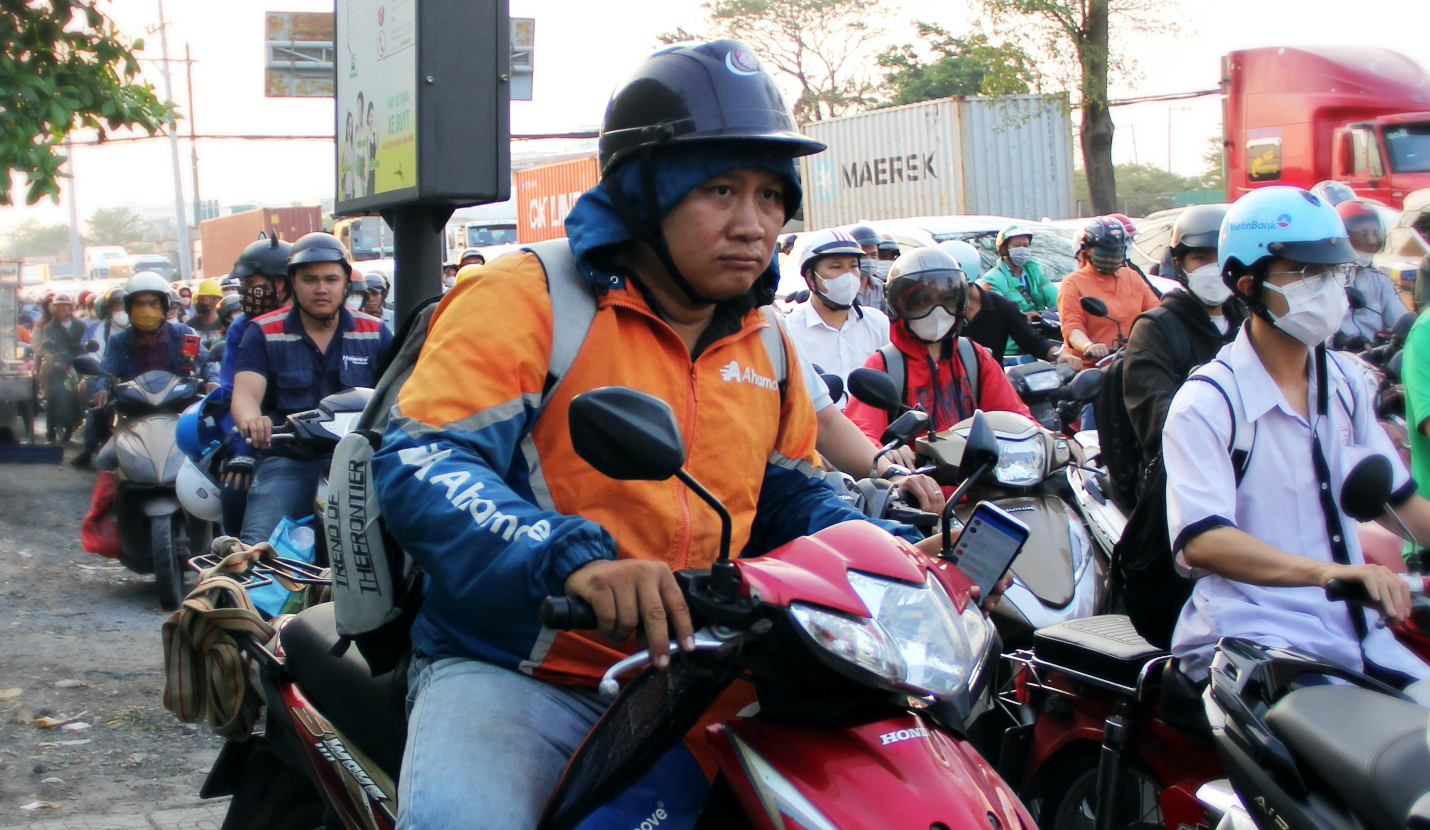 Dự báo thời tiết TP.HCM hôm nay 18/3: Nắng nóng, lượng UV ở mức nguy hại