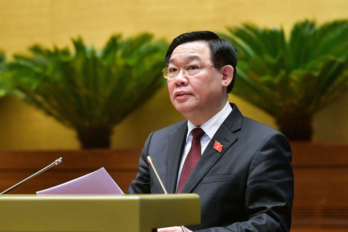 Chất vấn ngành tài chính để hoàn thiện khung pháp luật, lành mạnh hóa thị trường