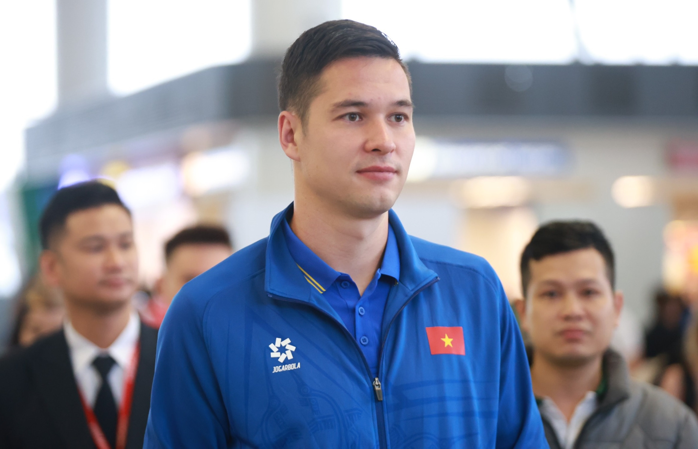 Đội tuyển Việt Nam lên đường sang Indonesia